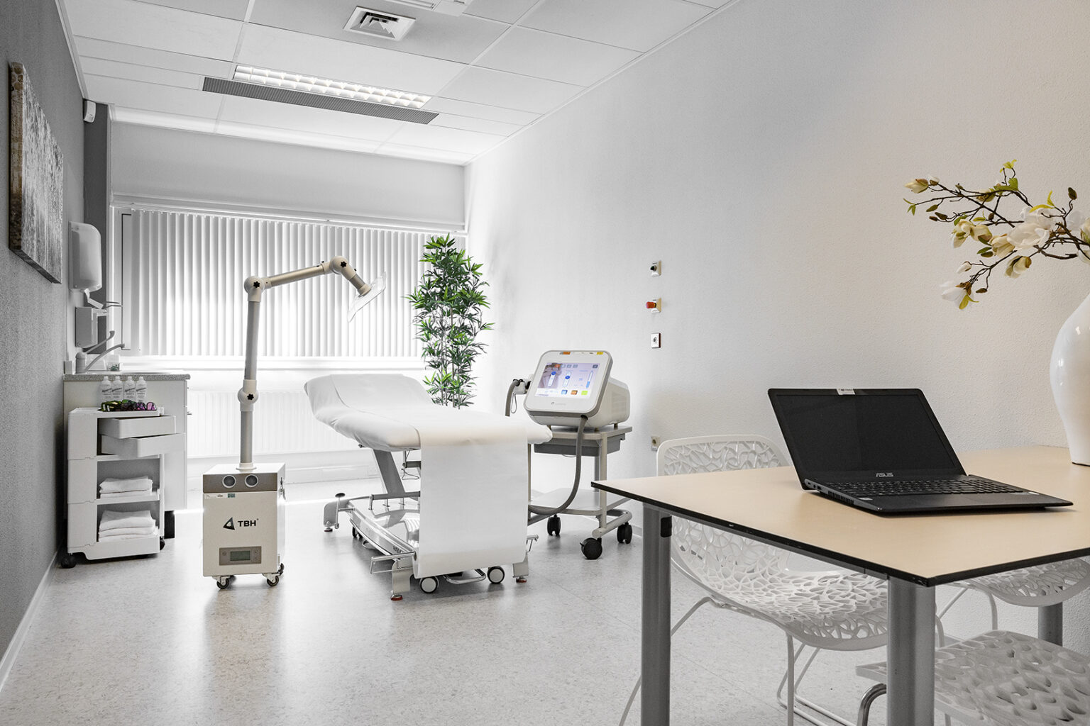 Huid en Laserkliniek Oost Nederland Helon Uw huid is onze passie